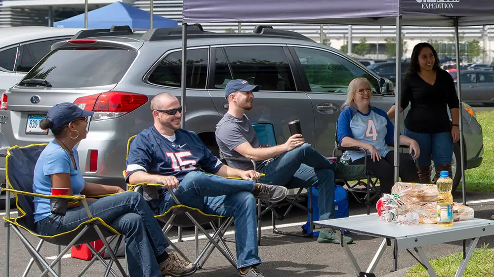 Football Party Tips to Make Tailgating Fun